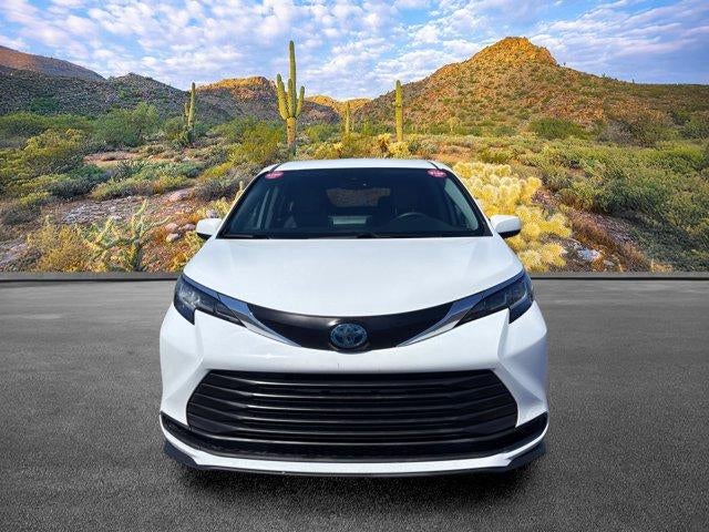 2021 Toyota Sienna LE