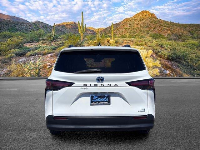 2021 Toyota Sienna LE