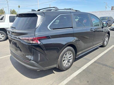 2026 Toyota Sienna XLE