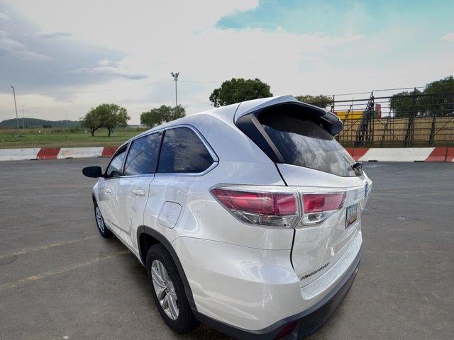 2014 Toyota Highlander LE