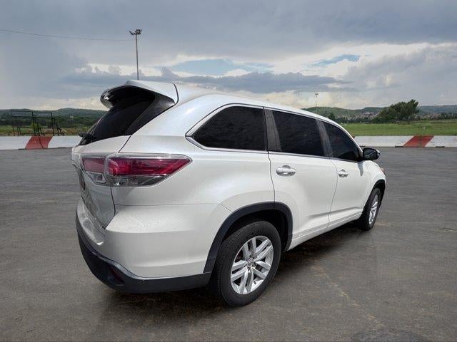 2014 Toyota Highlander LE