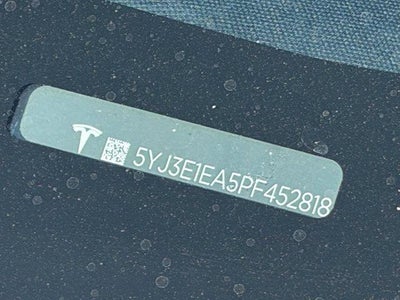 2023 Tesla Model 3 Base
