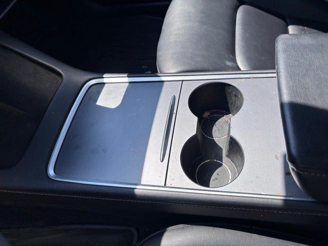 2022 Tesla Model 3 Base
