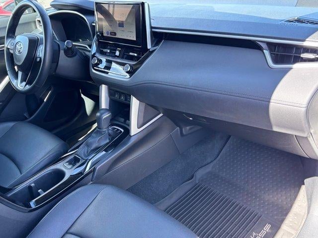 2025 Toyota Corolla Cross XLE