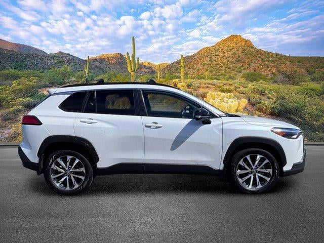 2025 Toyota Corolla Cross XLE