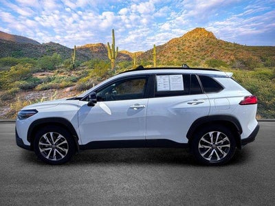 2025 Toyota Corolla Cross XLE