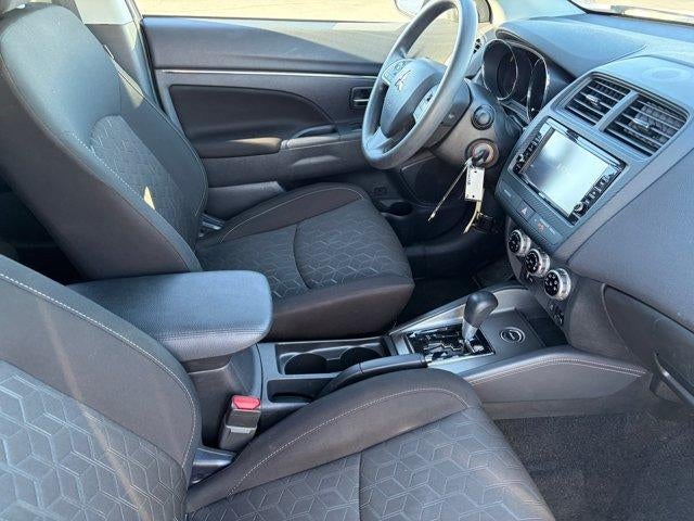 2025 Mitsubishi Outlander Sport S