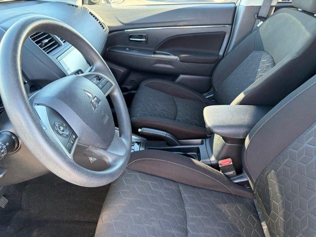 2025 Mitsubishi Outlander Sport S