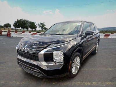 2023 Mitsubishi Outlander ES