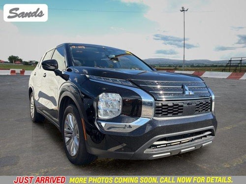 2024 Mitsubishi Outlander ES