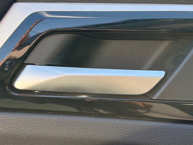 2024 Mitsubishi Outlander ES