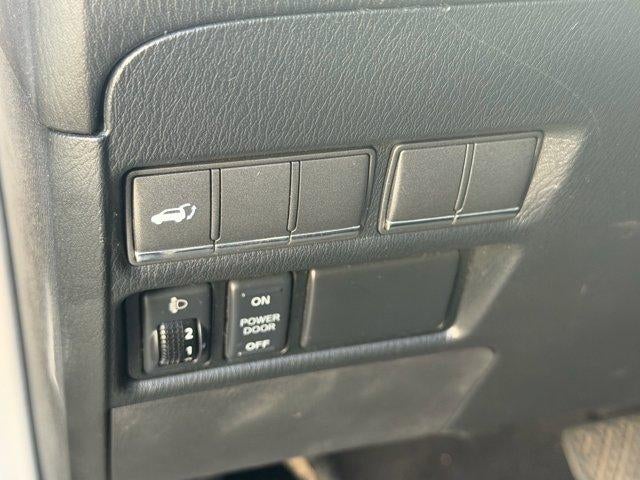 2013 INFINITI QX56 Base