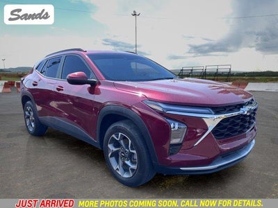2025 Chevrolet Trax LT