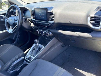 2024 Hyundai Venue SEL