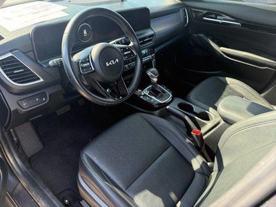 2024 Kia Seltos EX