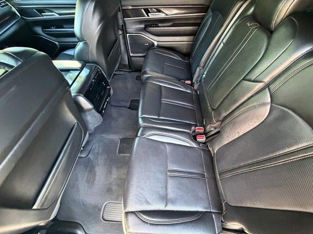 2024 Jeep Wagoneer Base
