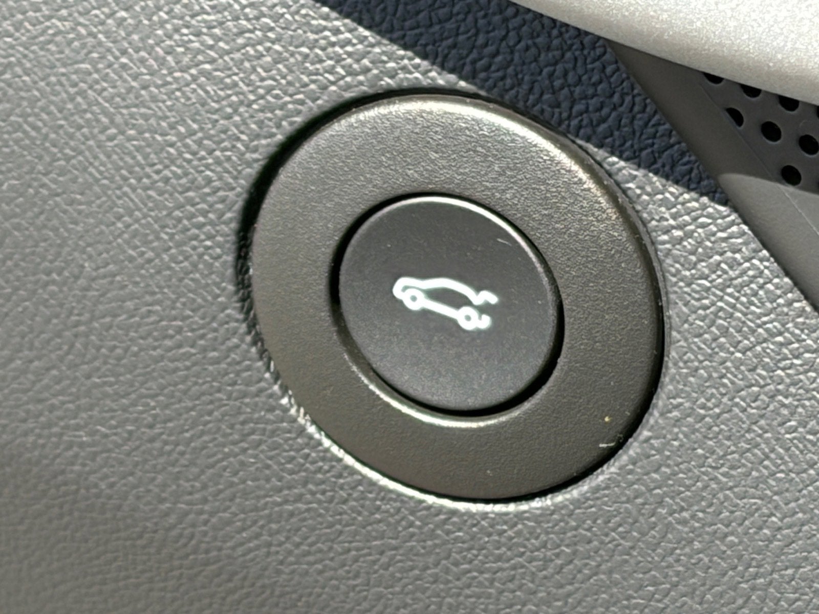 2024 Chevrolet Camaro 2LT