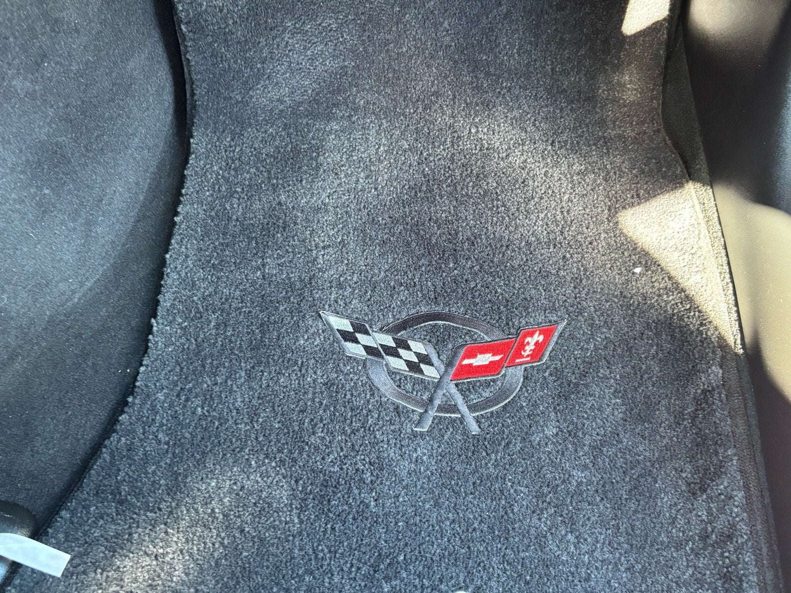 2000 Chevrolet Corvette Base