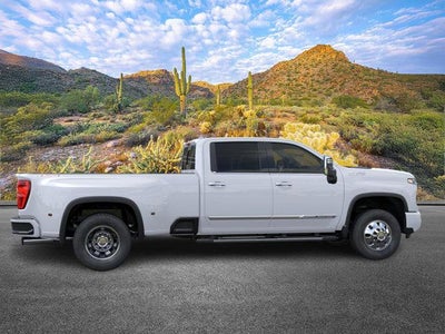 2026 Chevrolet Silverado 3500 HD High Country DRW
