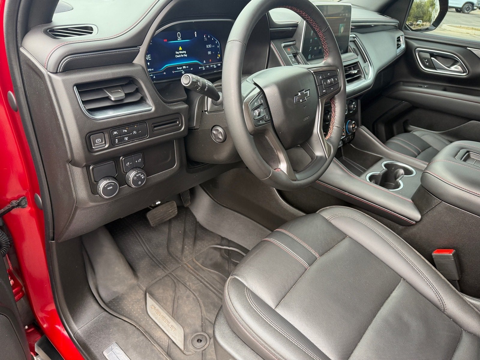 2023 Chevrolet Suburban RST
