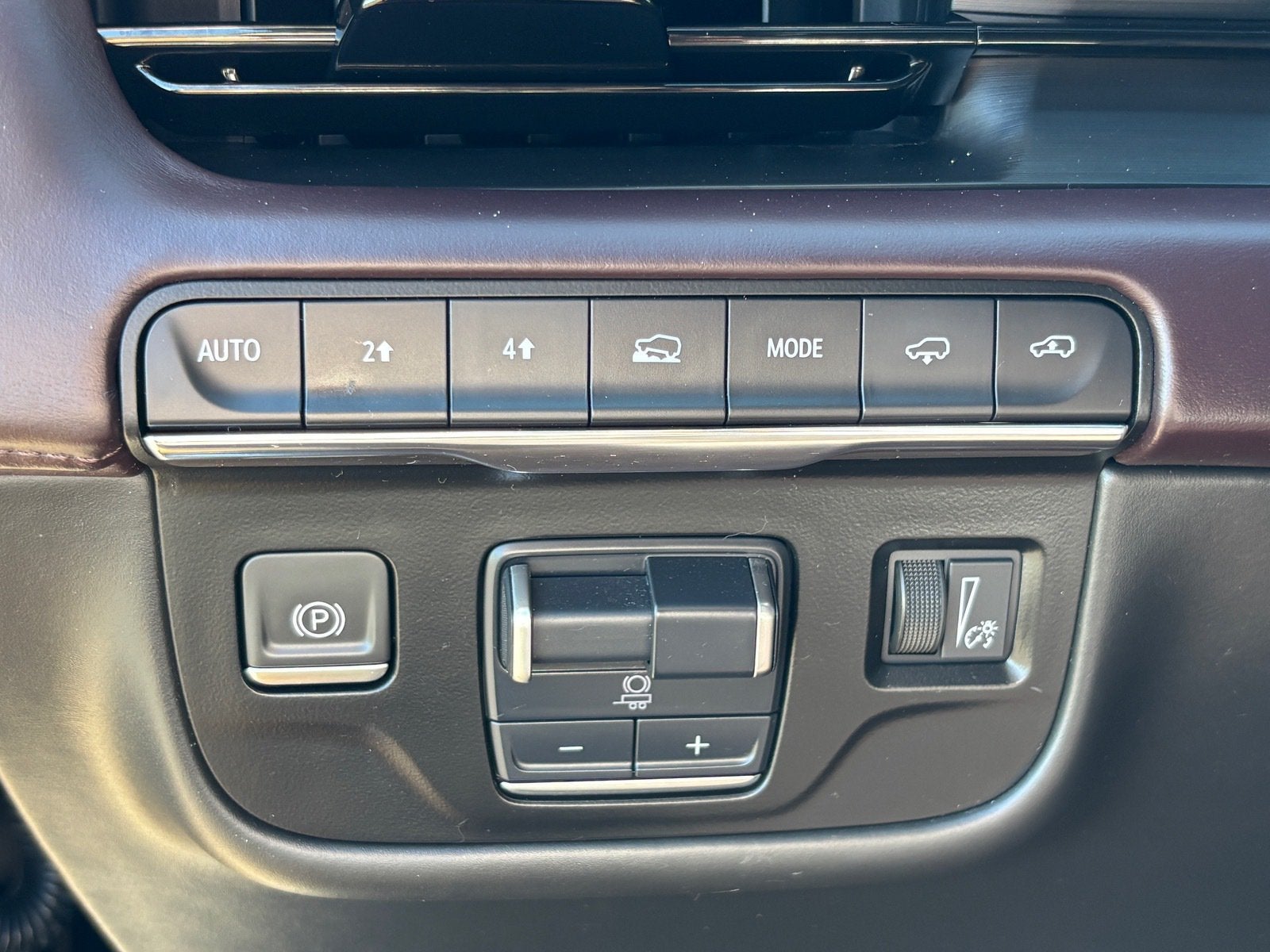 2023 Cadillac Escalade 4WD Sport Platinum