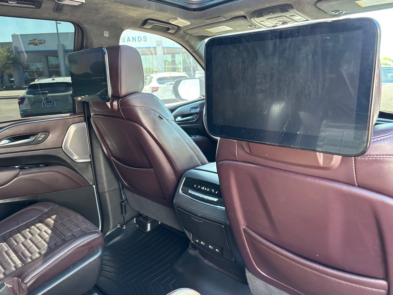2023 Cadillac Escalade 4WD Sport Platinum