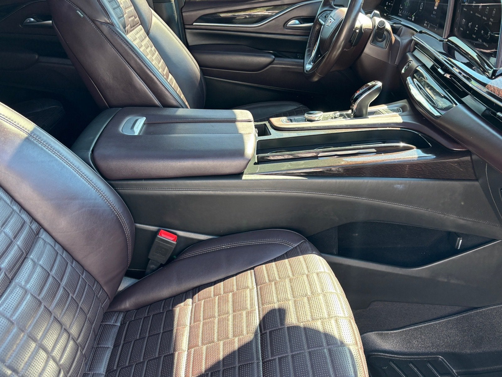 2023 Cadillac Escalade 4WD Sport Platinum