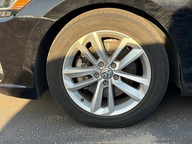 2020 Volkswagen Passat 2.0T SE