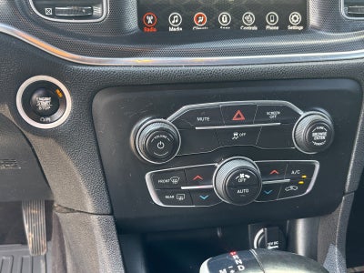 2017 Dodge Charger SXT