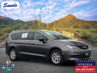 2023 Chrysler Voyager LX