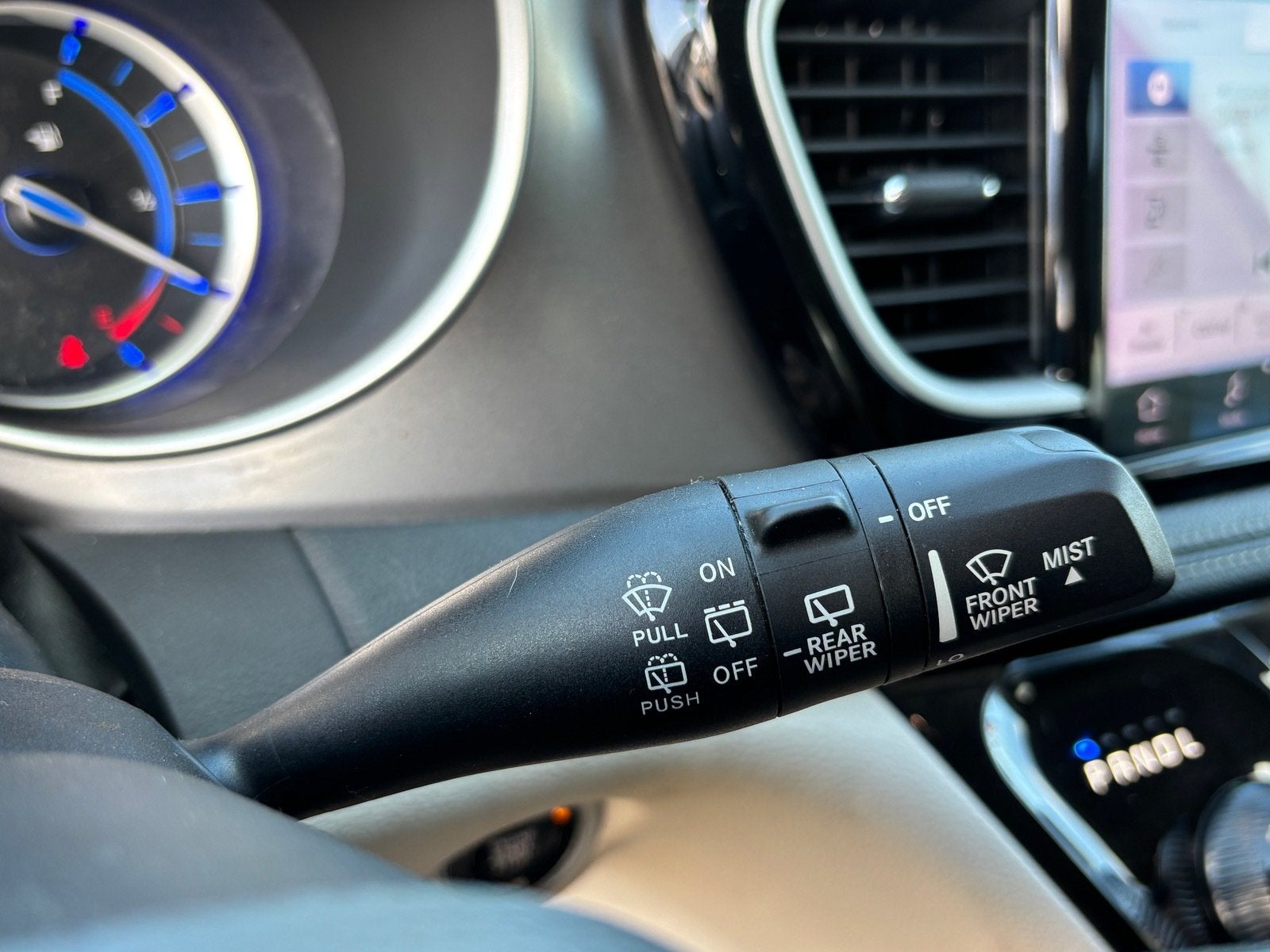 2023 Chrysler Pacifica Hybrid Touring L