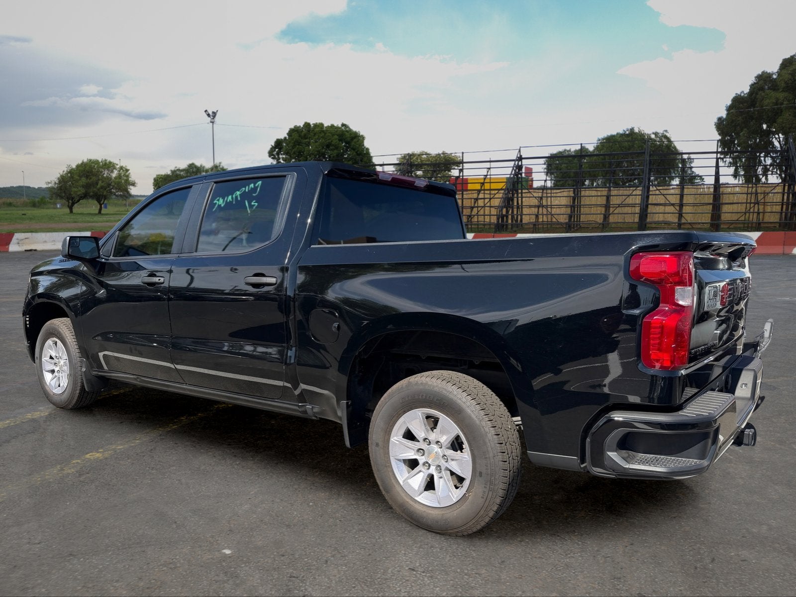 2023 Chevrolet Silverado 1500 Custom