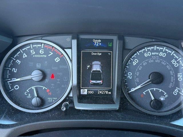 2022 Toyota Tacoma 2WD SR5