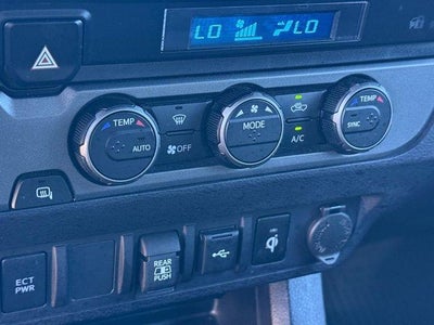 2022 Toyota Tacoma 2WD SR5