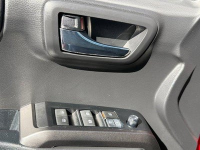 2022 Toyota Tacoma 2WD SR5