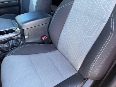 2022 Toyota Tacoma 2WD SR5