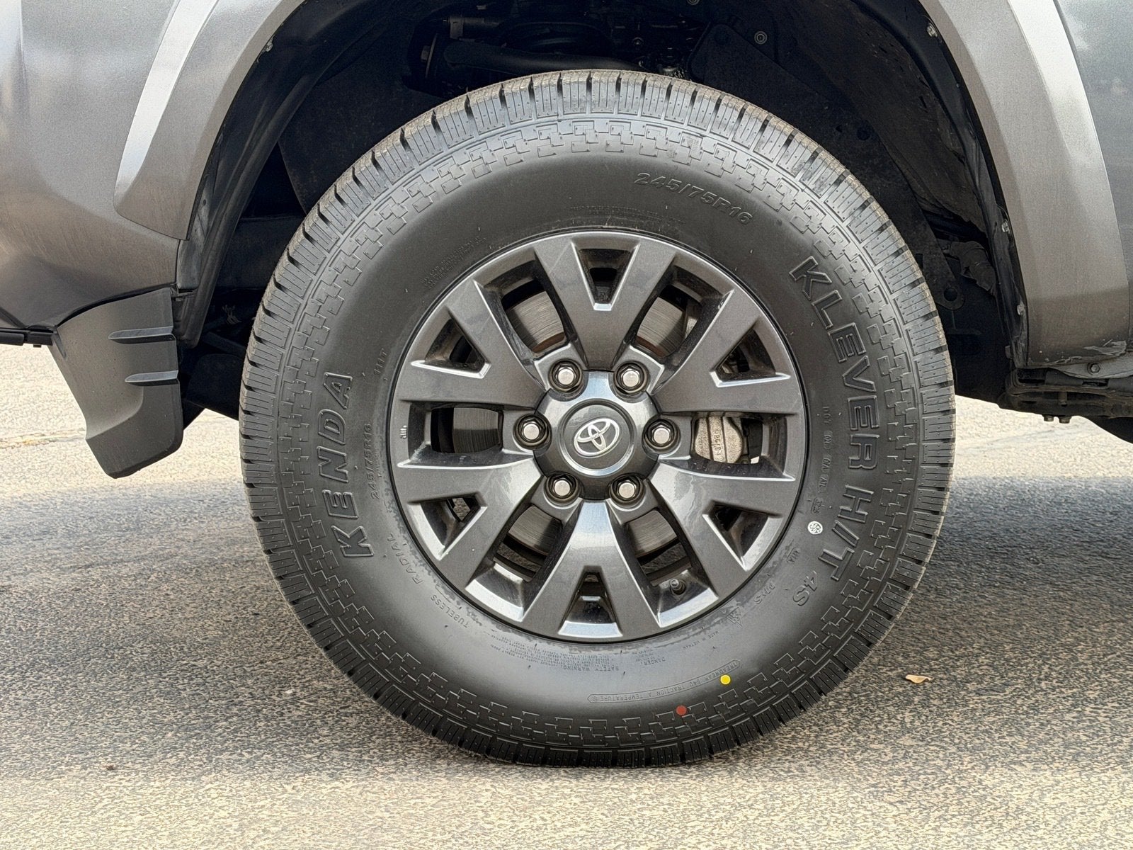 2022 Toyota Tacoma 2WD SR5