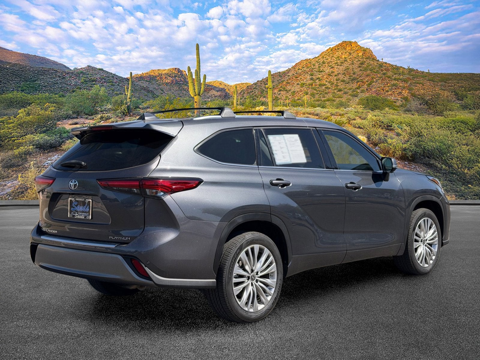 2023 Toyota Highlander L