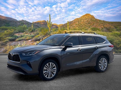 2023 Toyota Highlander L