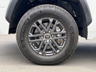 2024 Toyota Tundra 4WD SR5