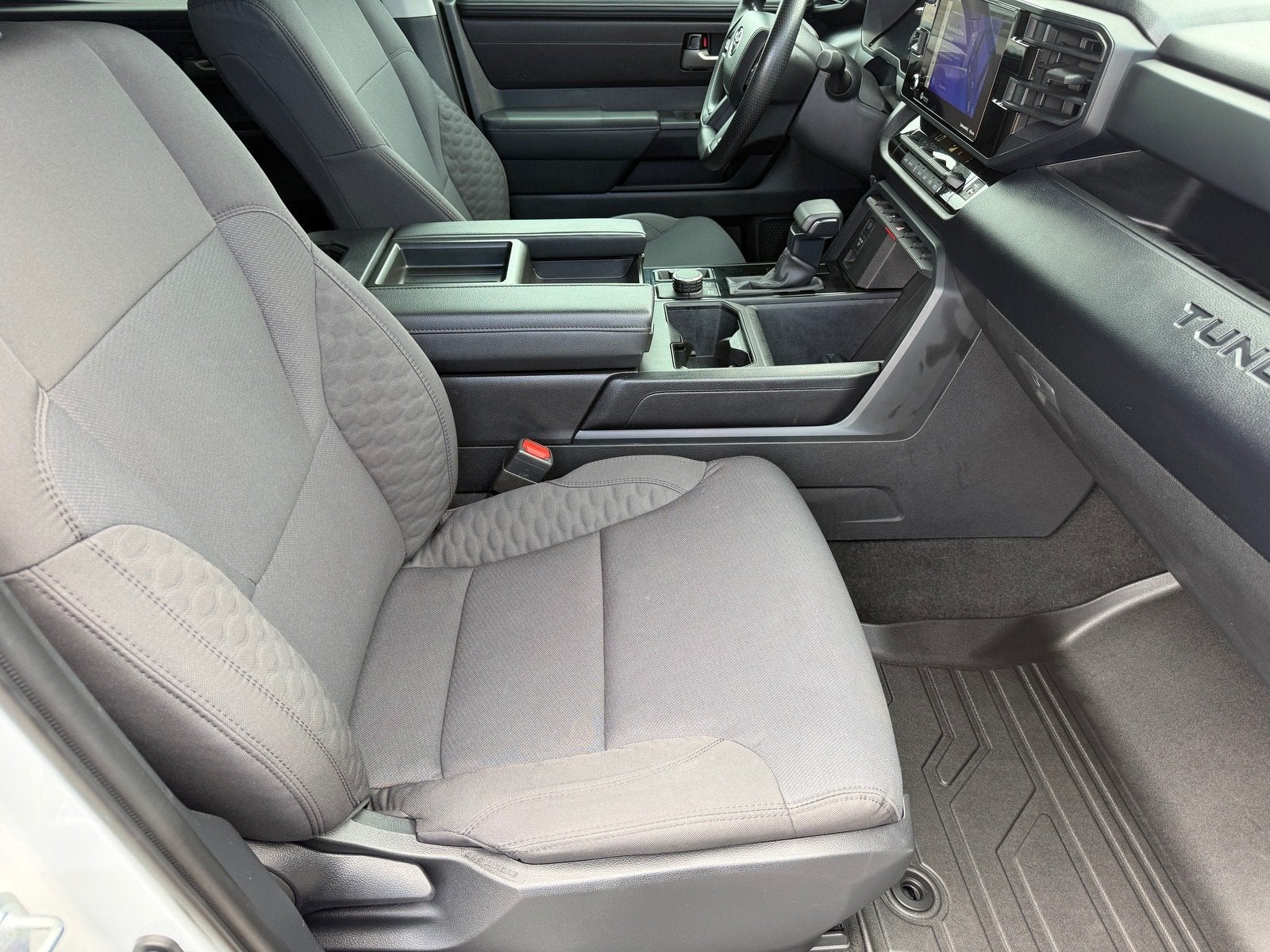 2024 Toyota Tundra 4WD SR5