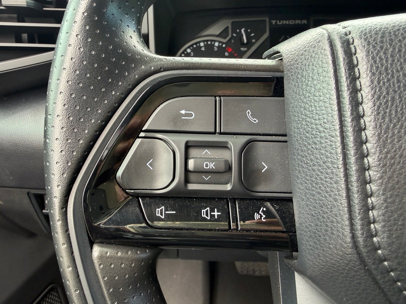 2024 Toyota Tundra 4WD SR5
