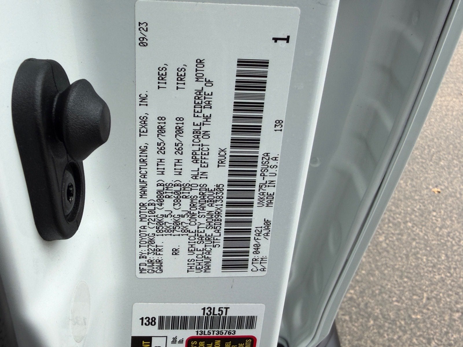 2024 Toyota Tundra 4WD SR5