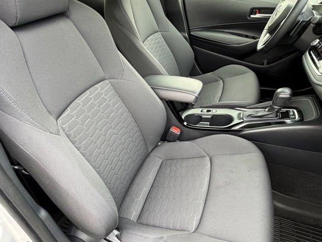 2025 Toyota Corolla Hatchback SE