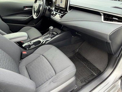 2025 Toyota Corolla Hatchback SE