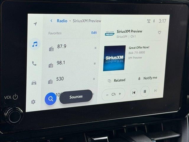 2025 Toyota Corolla Hatchback SE