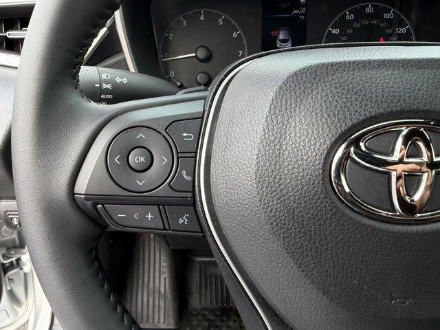 2025 Toyota Corolla Hatchback SE