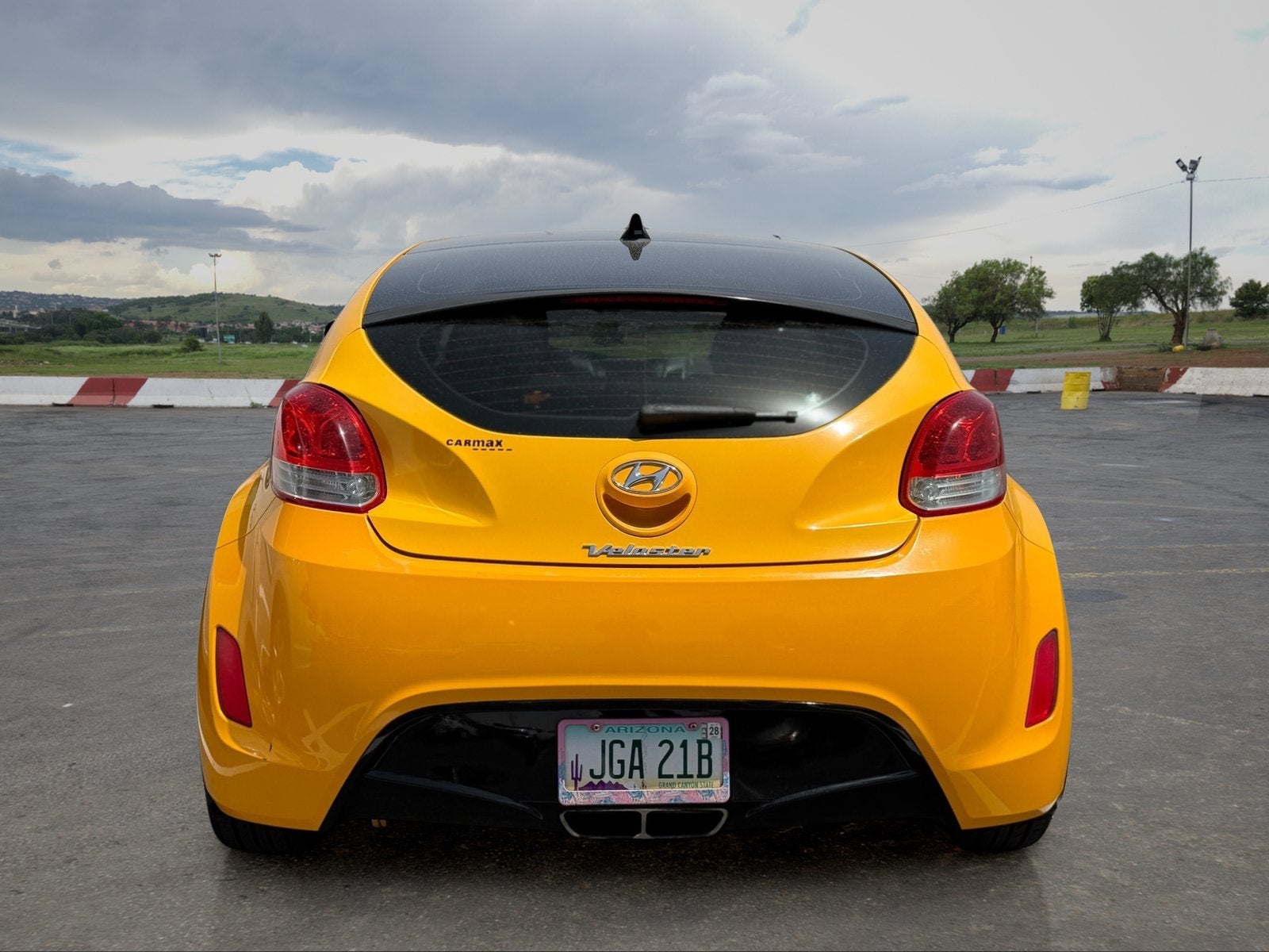 2013 Hyundai Veloster w/Black Int