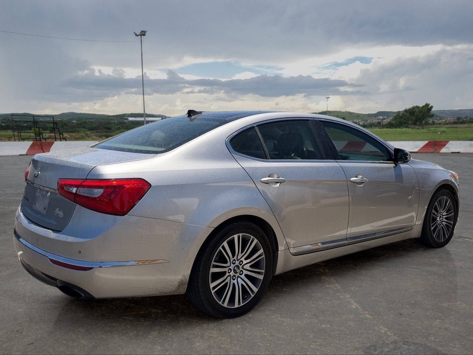 2014 Kia Cadenza Premium