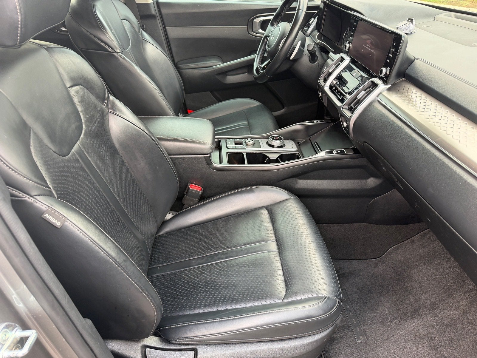 2022 Kia Sorento Hybrid S